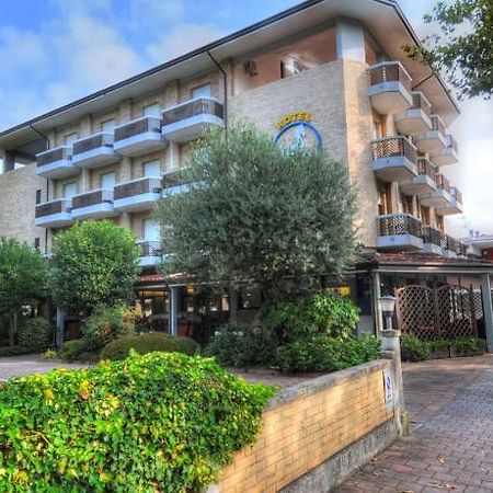 Al Cavallino Bianco Lignano Sabbiadoro Zewnętrze zdjęcie